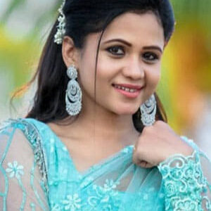 تصویر هنرمند Manimegalai