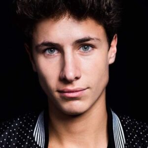 تصویر هنرمند Juanpa Zurita