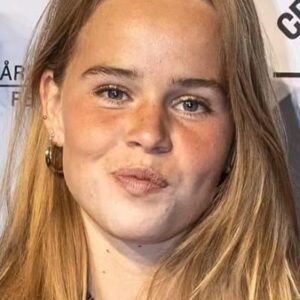 تصویر هنرمند Clara Phillipson