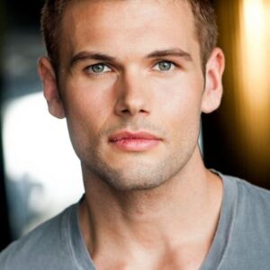 تصویر هنرمند David Cade