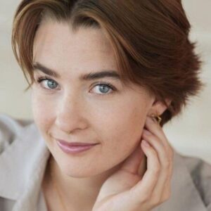 تصویر هنرمند Amaryllis April August