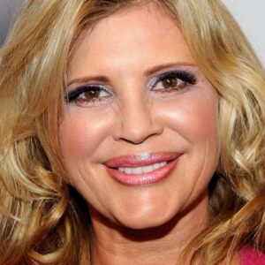 تصویر هنرمند Peggy McIntaggart