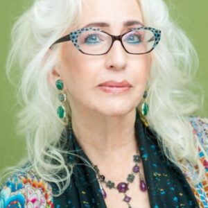 تصویر هنرمند Rebecca Packer