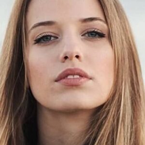 تصویر هنرمند Emma Jouannet