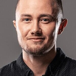 تصویر هنرمند Elz Carrad