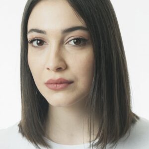 تصویر هنرمند Cemre Gümeli