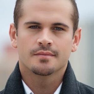 تصویر هنرمند Thom Hallum