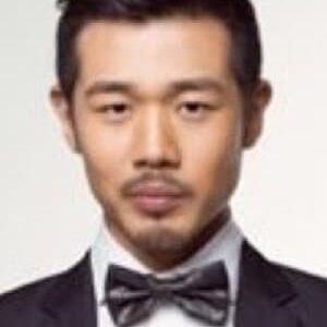 تصویر هنرمند Angus Yang