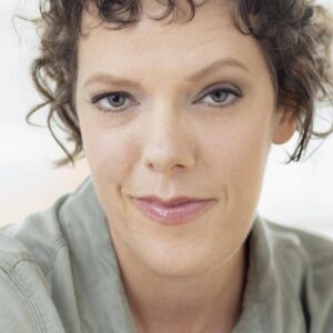 تصویر هنرمند Amanda Bruton