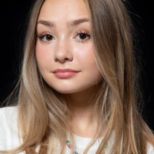 تصویر هنرمند Lily Wahlsteen