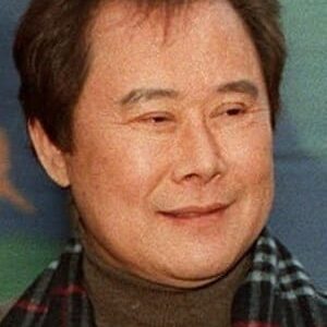 تصویر هنرمند Soon-Tek Oh