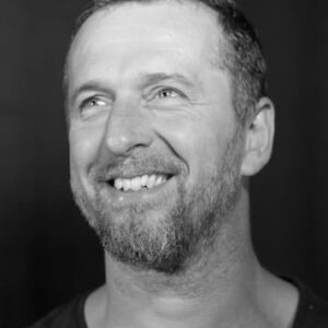 تصویر هنرمند Dénes Bernáth