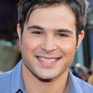 تصویر هنرمند Cody Longo