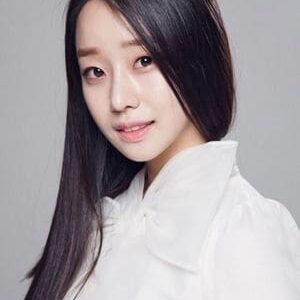 تصویر هنرمند Moon Ye-won