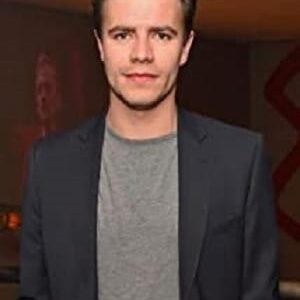 تصویر هنرمند Oliver Johnstone