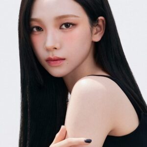 تصویر هنرمند KARINA