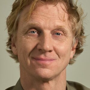 تصویر هنرمند Endre Hellestveit