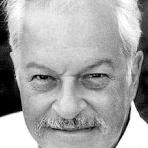 تصویر هنرمند Tom Brennan