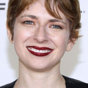 تصویر هنرمند Laura Moss