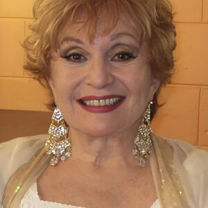 تصویر هنرمند Hazel Phillips