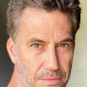 تصویر هنرمند Michael Lowry