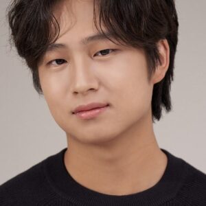 تصویر هنرمند Ethan Hwang