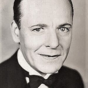 تصویر هنرمند Edward Earle