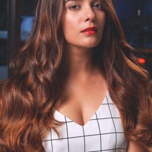 تصویر هنرمند Pooja Gor