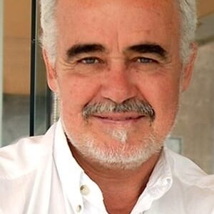 تصویر هنرمند César Charlone