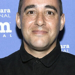 تصویر هنرمند Elliott Lester