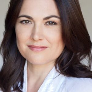 تصویر هنرمند Mia Adams