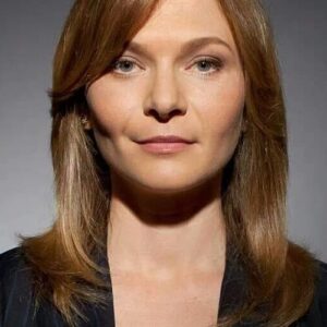 تصویر هنرمند Leeanna Walsman