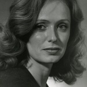 تصویر هنرمند Regīna Razuma