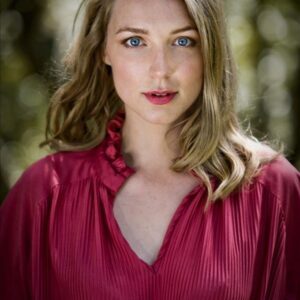 تصویر هنرمند Tania Nolan