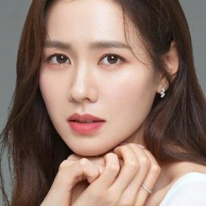 تصویر هنرمند Son Ye-jin