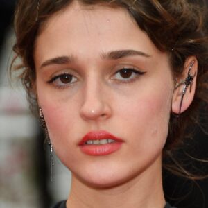 تصویر هنرمند Lola Bessis