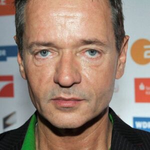 تصویر هنرمند Paul Abbott