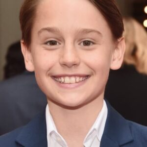 تصویر هنرمند Finley Hobbins