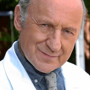 تصویر هنرمند Piotr Fronczewski