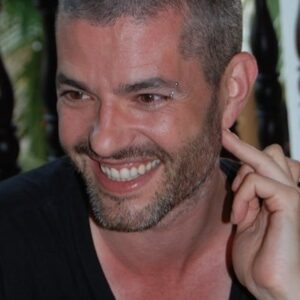 تصویر هنرمند Víctor García