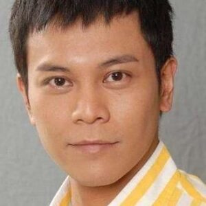 تصویر هنرمند Lee Tin-Cheung