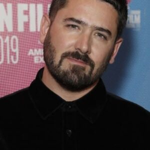 تصویر هنرمند Lorcan Finnegan