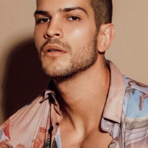 تصویر هنرمند Bernardo Flores