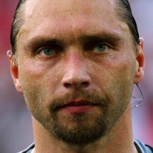 تصویر هنرمند Sergey Ovchinnikov