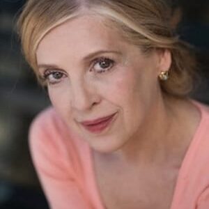 تصویر هنرمند Deborah Offner