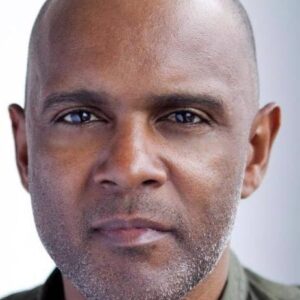 تصویر هنرمند Tony Briggs