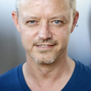 تصویر هنرمند Desmond Askew