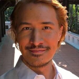 تصویر هنرمند Thaweesak Alexander Thananan