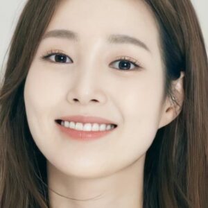 تصویر هنرمند Yoon Jin-sol