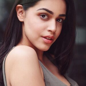 تصویر هنرمند Naila Grrewal